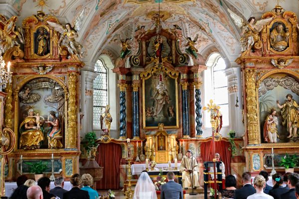 Kirchliche Trauung mit Fotografen Eugen Wagner